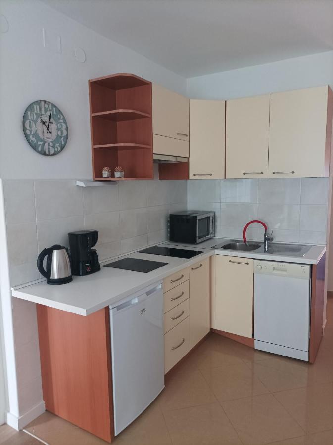 מאלי לוסיניי Neda Apartmani מראה חיצוני תמונה